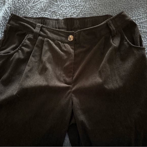 HALARA Mid Rise Button Zipper Side Pocket Corduroy Casual Pants - Picture 2 of 6